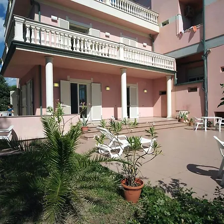 Happy 3* Marina di Pietrasanta