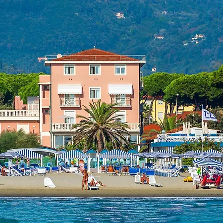 Happy Marina di Pietrasanta