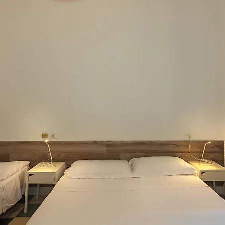 Szálloda Happy 3*