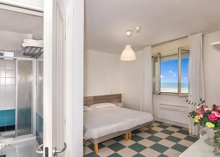 Happy Ξενοδοχείο 3*