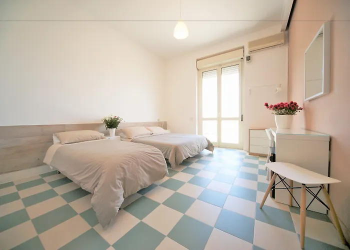 Happy Ξενοδοχείο