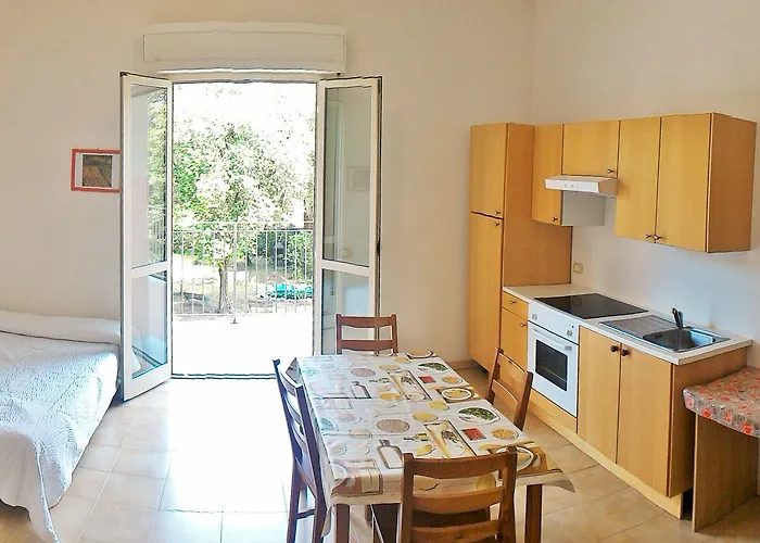 Happy Ξενοδοχείο 3*