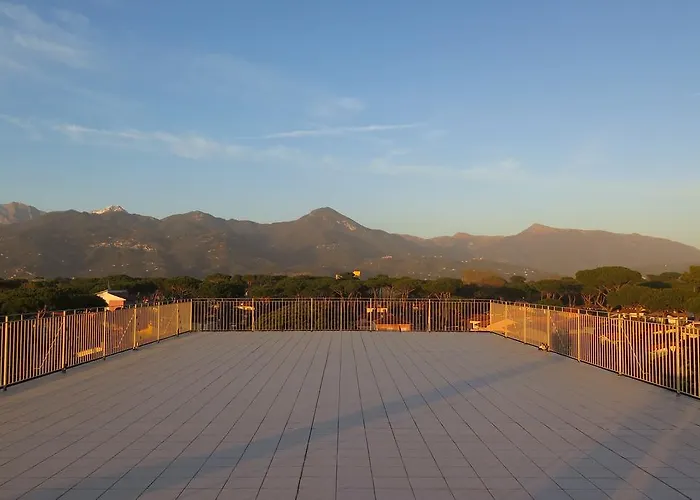 Happy Hotel Marina di Pietrasanta