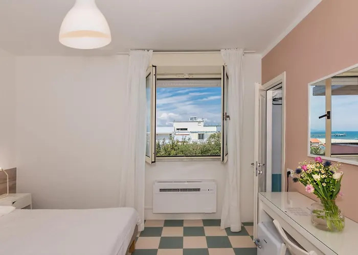 Happy Hotel Marina di Pietrasanta